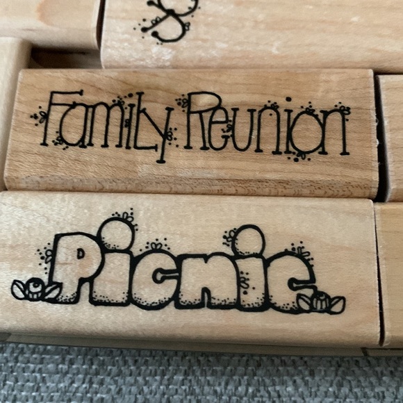 Let’s get together S401 stamp set - Picture 3 of 11